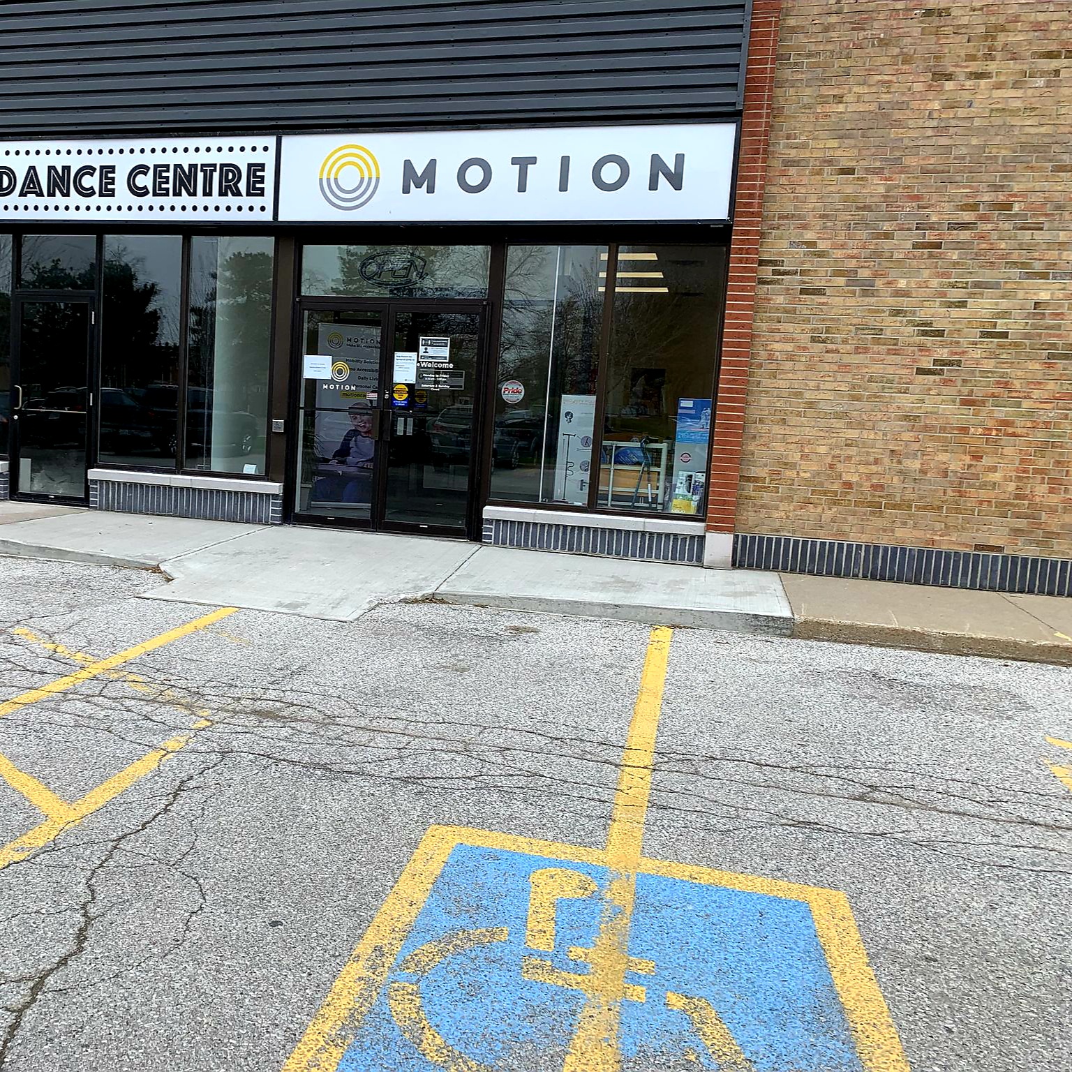 Sarnia storefront with accessible parking